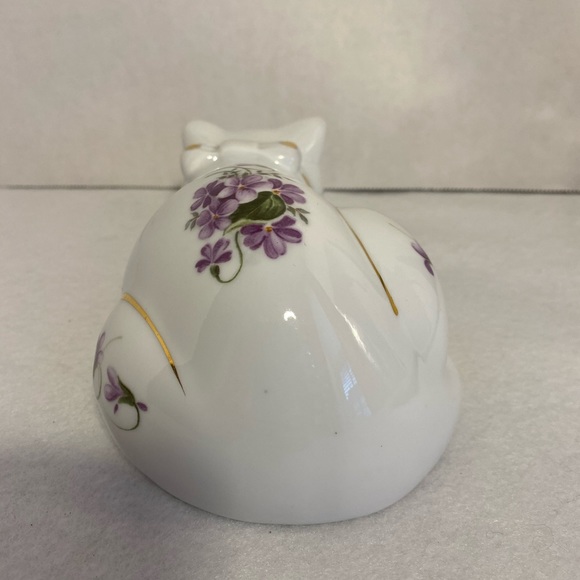 Baum Bros Formalities Porcelain Sleeping Cat - Picture 6 of 10